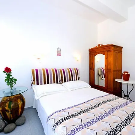 호텔 Anemoessa Rooms & Studios 3*