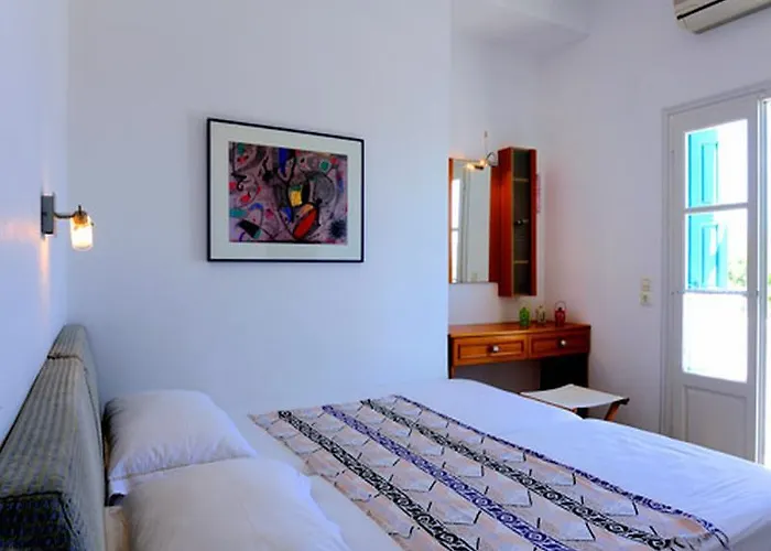 Hotell Anemoessa Rooms & Studios 3*